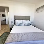 Rocha Waterside Blue פורטימאו