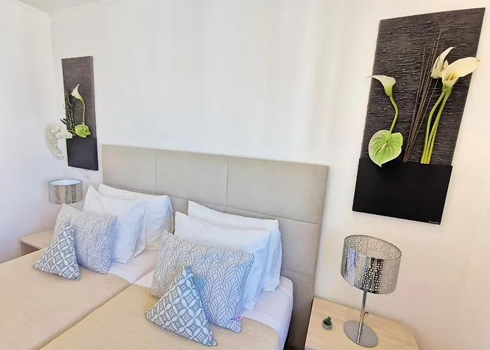 Rocha Waterside Blue Apartment *